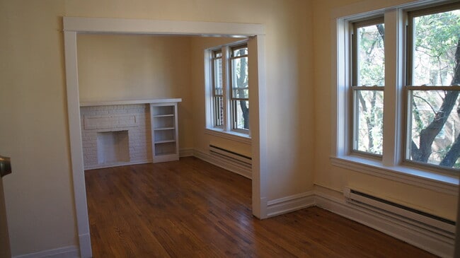 Photo - 2917 W George St Apartments Unit 1