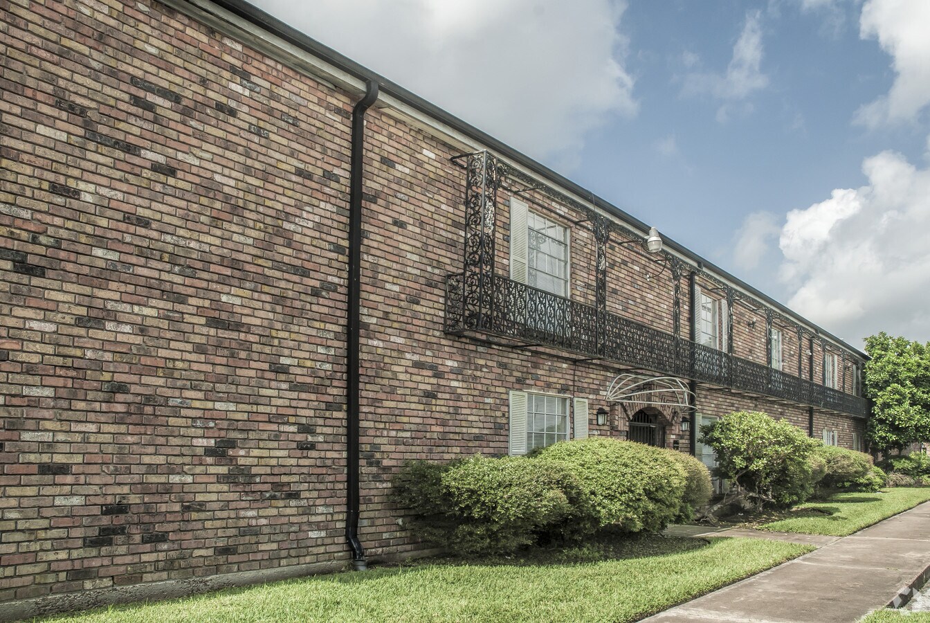 Photo - Beechwood Apartments