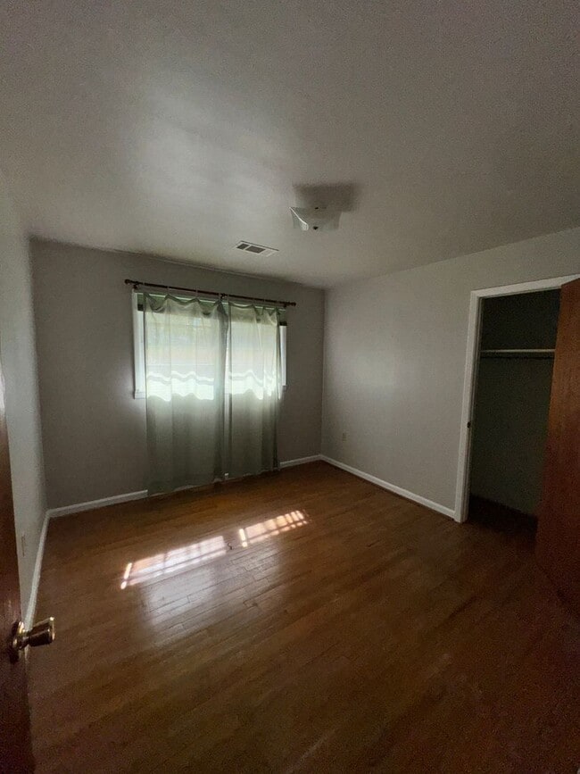 Photo - 3 Bed 2 Bath Brick Home