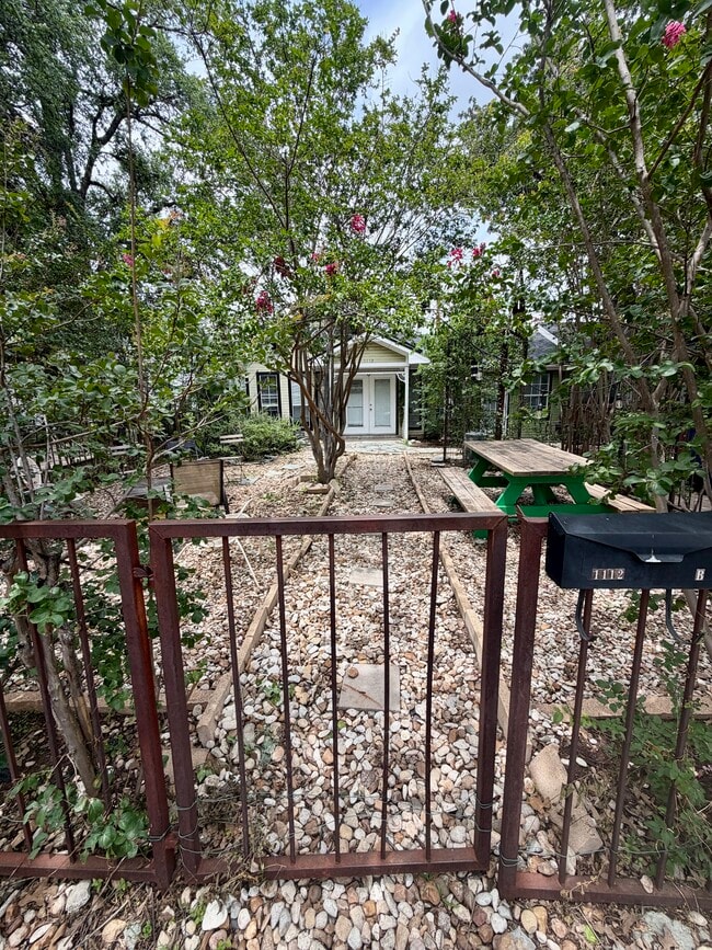 Photo - E. 9th Street