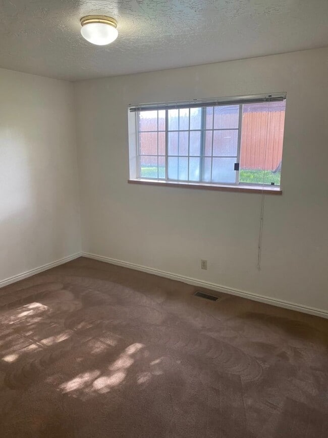 Photo - 827 W 800 N Unit 827