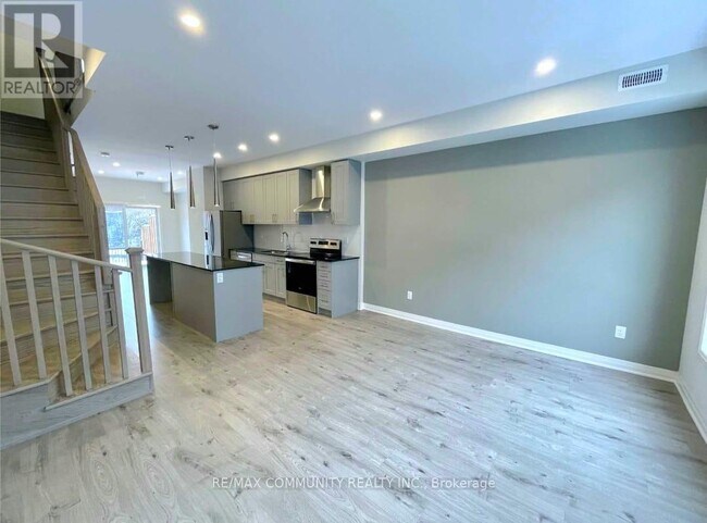 Photo - 1728 Pleasure Valley Path