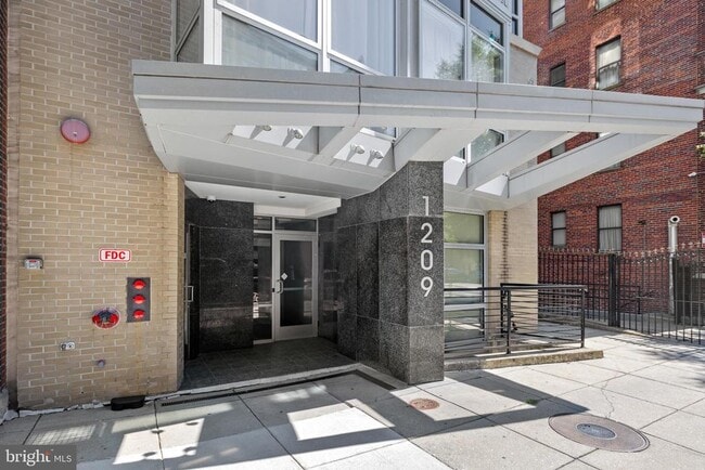 Building Photo - 1209 13th St NW Unit 407