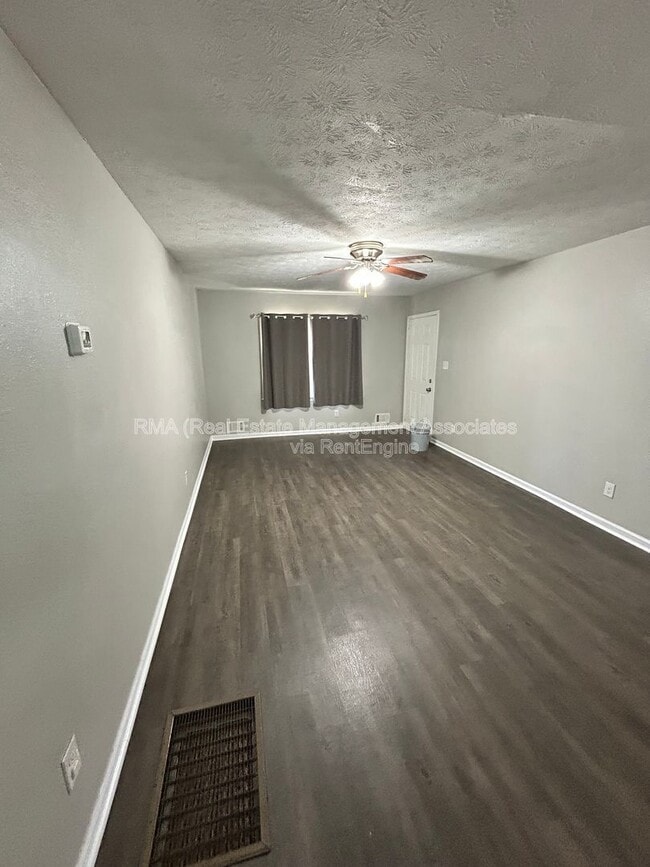 Photo - 12b Lisa Ln