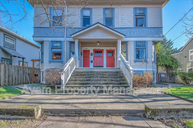 Photo - 3028 N Williams Ave