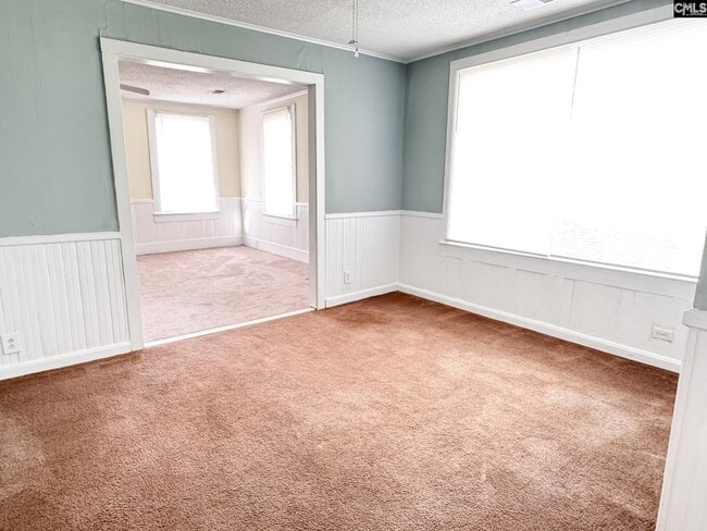 Photo - 232 Michaelmas Ave