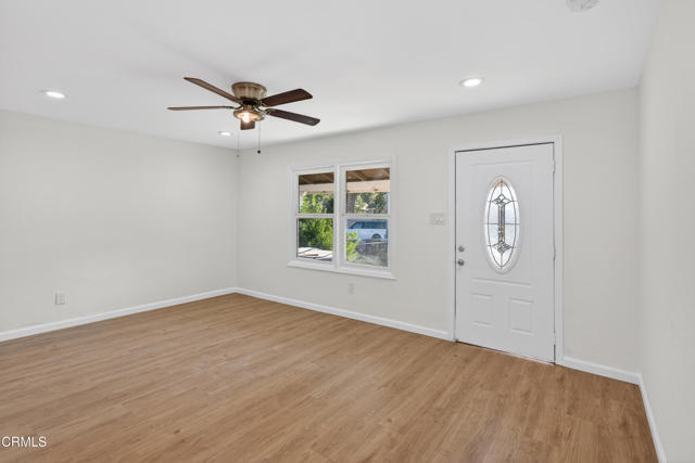 Photo - 3307 Belden St