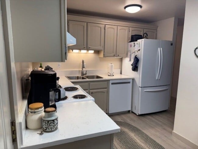 Photo - Updated home in a desirable SE neighborhood on a large lot