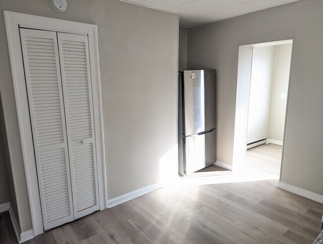 Photo - 5300 Bancroft Ave Apartamento Unidad 2F