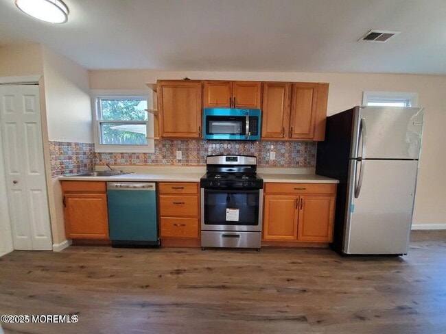 Photo - 116 Port Monmouth Rd Unit 1