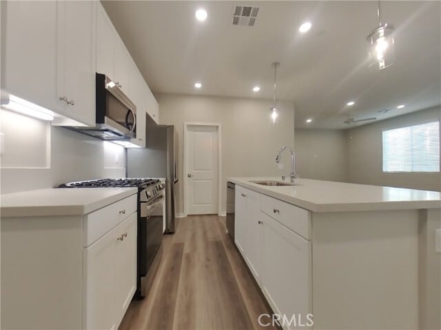 31672 Hans Dr