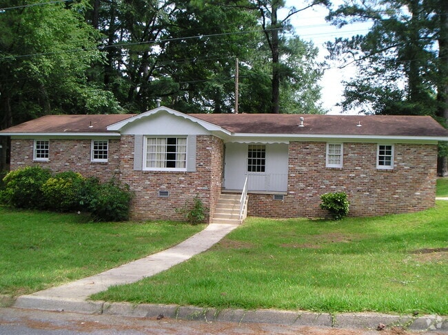 Building Photo - 3702 42nd St Rental