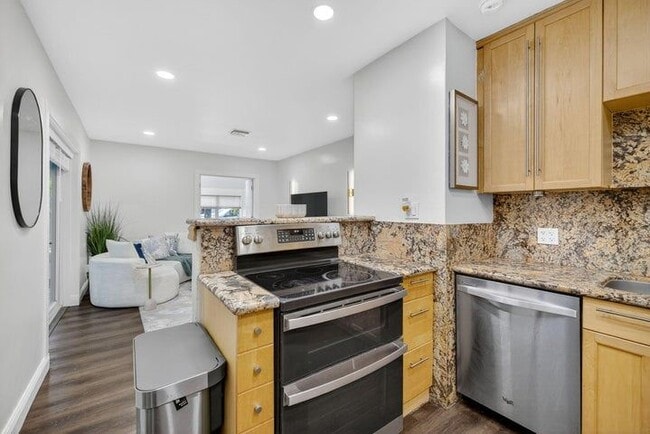 Photo - 1317 NE 1st Ave.