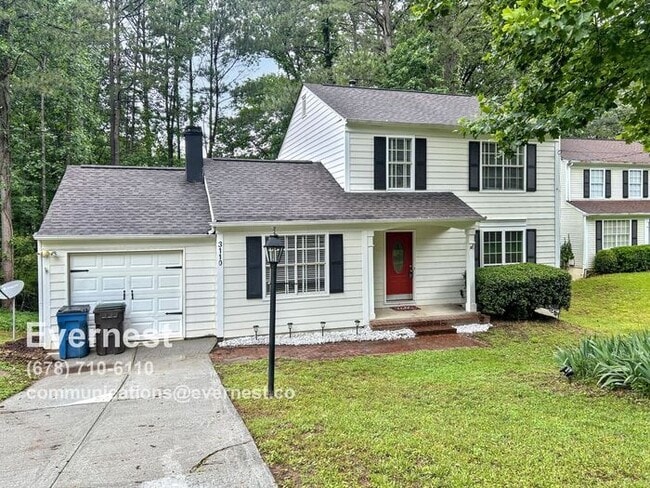 4-Bedroom, 3.5-Bath Home in a Relaxing Nei... - 4-Bedroom, 3.5-Bath Home in a Relaxing Nei...