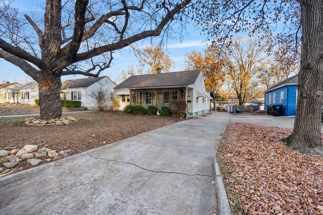 Photo - 1620 SW Campbell Ave