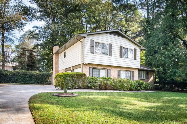 Building Photo - 2820 Meadowlark Trail NW
