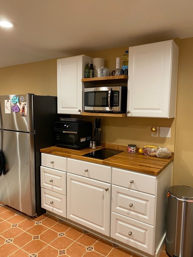 Photo - 686 Partridge Cir