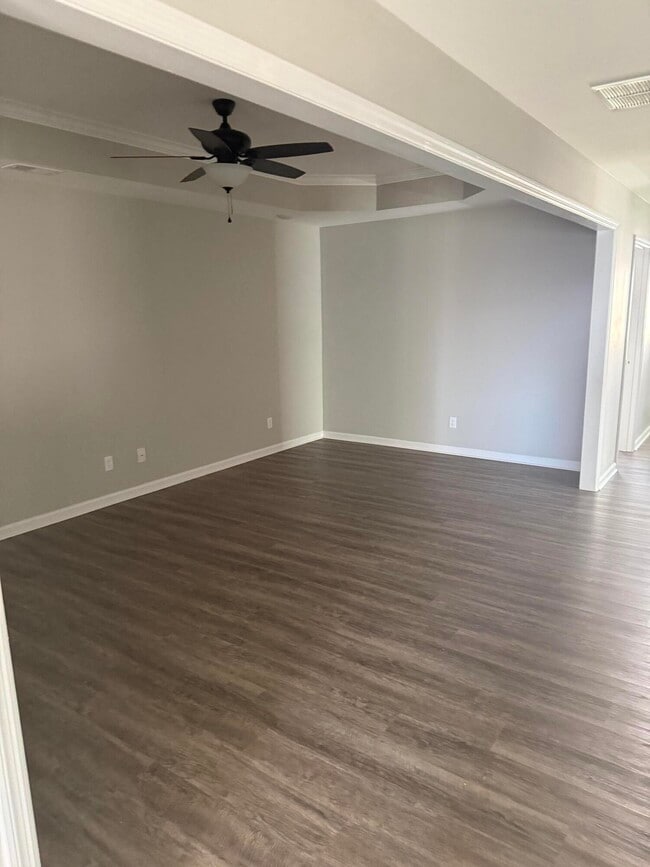 Photo - 9007 Landon Ln