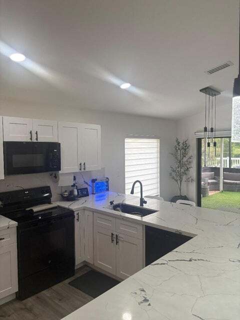 Photo - 8520 Tourmaline Blvd