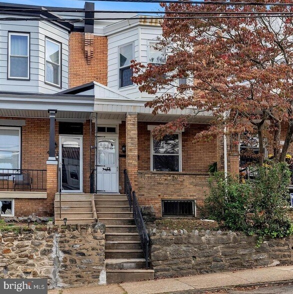 Photo - 4031 Pechin St