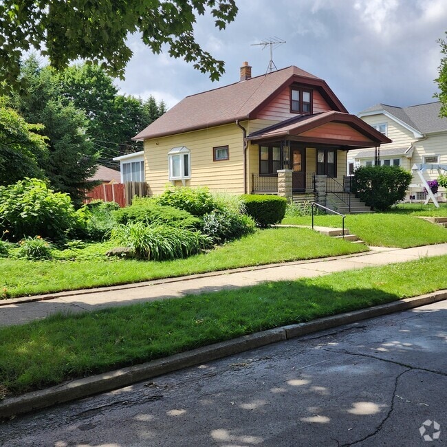 Wilton Manor Nearby Houses for Rent Milwaukee WI 5 Houses