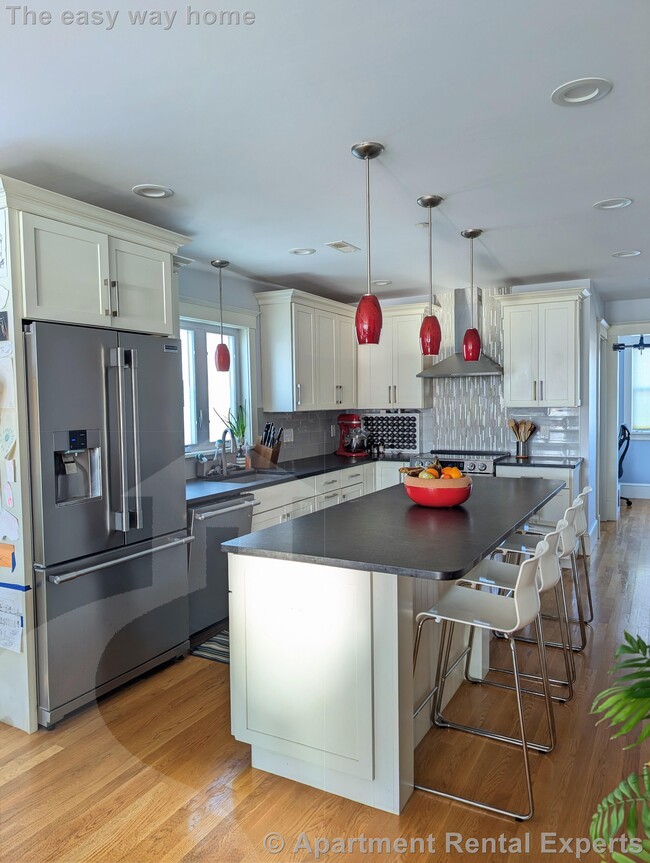 Photo - 29 Cameron Ave Unit #B