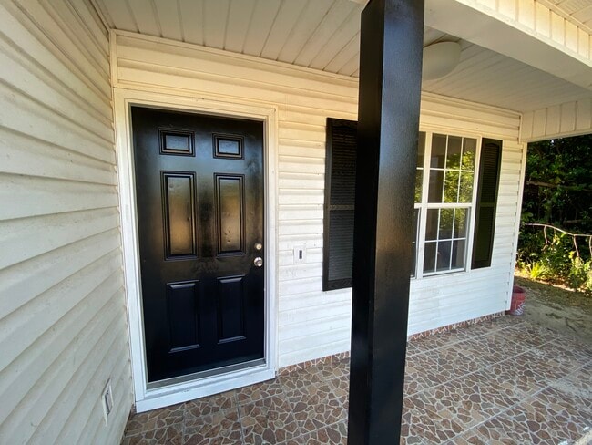 Photo - 729 Harmon Ave