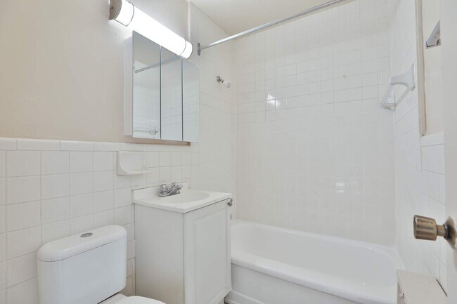 Photo - 2223 Eglinton Ave