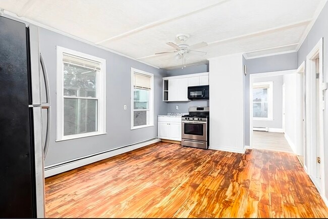 Building Photo - 1 Marion St