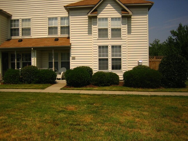 Building Photo - 101 Post Oak Rd Rental