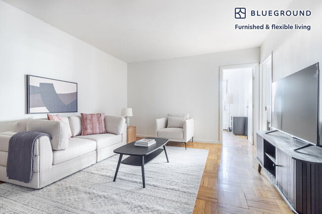 Building Photo - 300 E 46th St Rental
