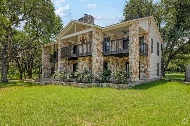 Building Photo - 13111 Mansfield Dr Rental