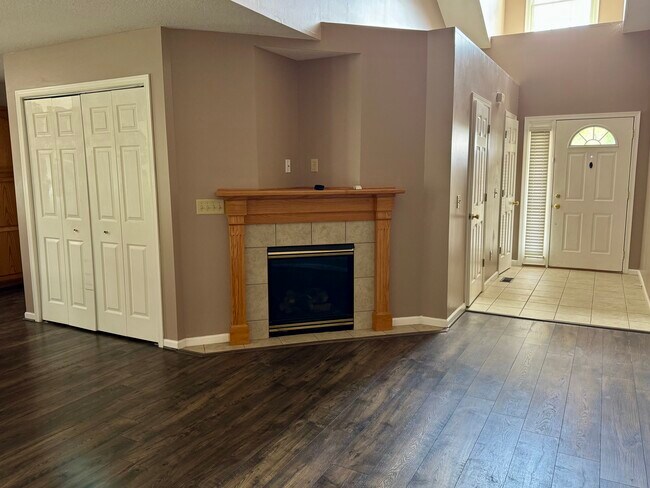 Photo - 3054 Cherrywood Dr Unit 3054