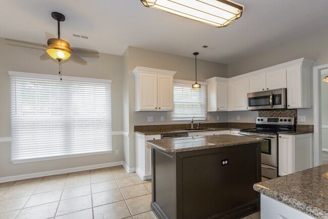 Photo - 8301 Tonawanda Dr