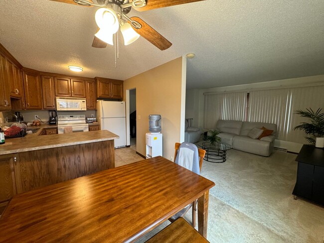 Photo - Great 3 BR/2 BA Townhome in Vadnais Heights!