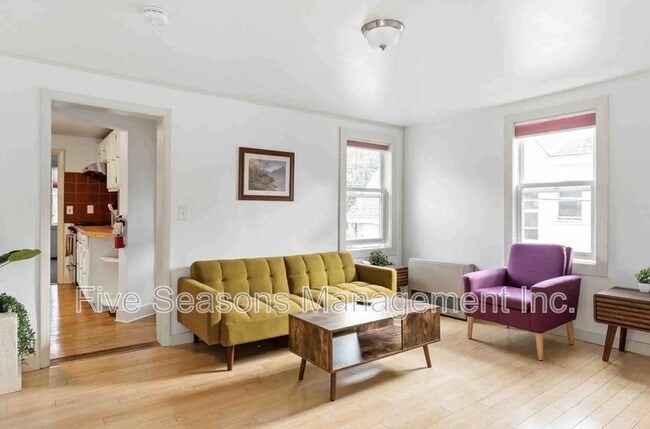 Photo - 133 Elmwood Ave Condo