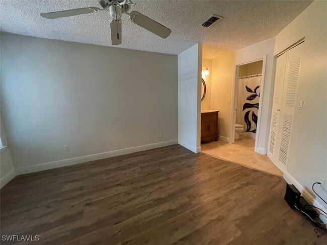Photo - 2585 Grassy Point Dr Unidad 201 Rental
