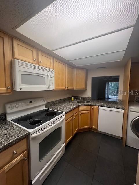 Photo - 3700 S Osprey Ave Unidad 221