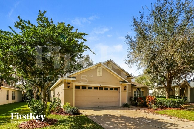 Building Photo - 6201 Gannetdale Dr