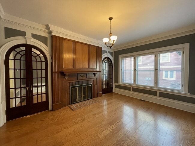 Building Photo - 524 W Church St Unit B