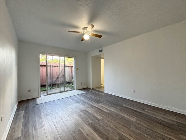 Photo - 7206 S Gessner Rd