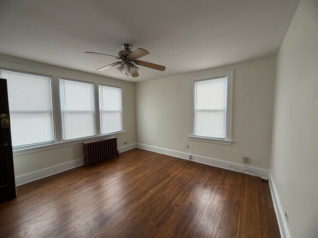 Photo - 6611 Kennedy Ave Unidad KENNEDY 6611 #1