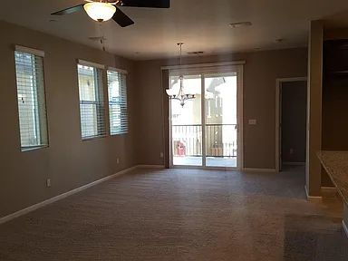 Photo - Well Maintained, spacious 3 bedroom single family home nestled in a great neighborhood in Rosevil...