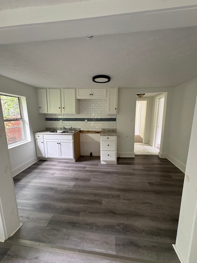 Photo - 1134 Oak St