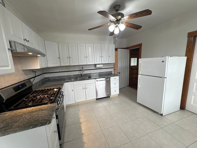 Photo - 403 Trapelo Rd Unit 3