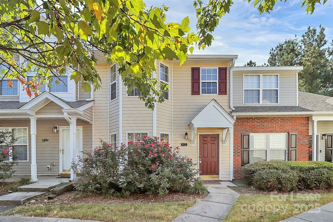 Building Photo - 915 Par One Ct Rental