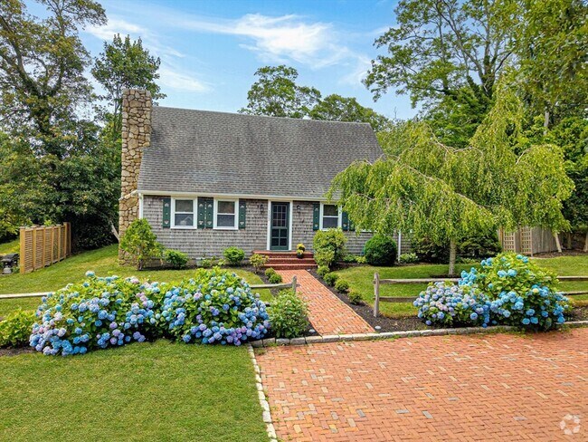 Building Photo - 155 Skiff Ave Rental