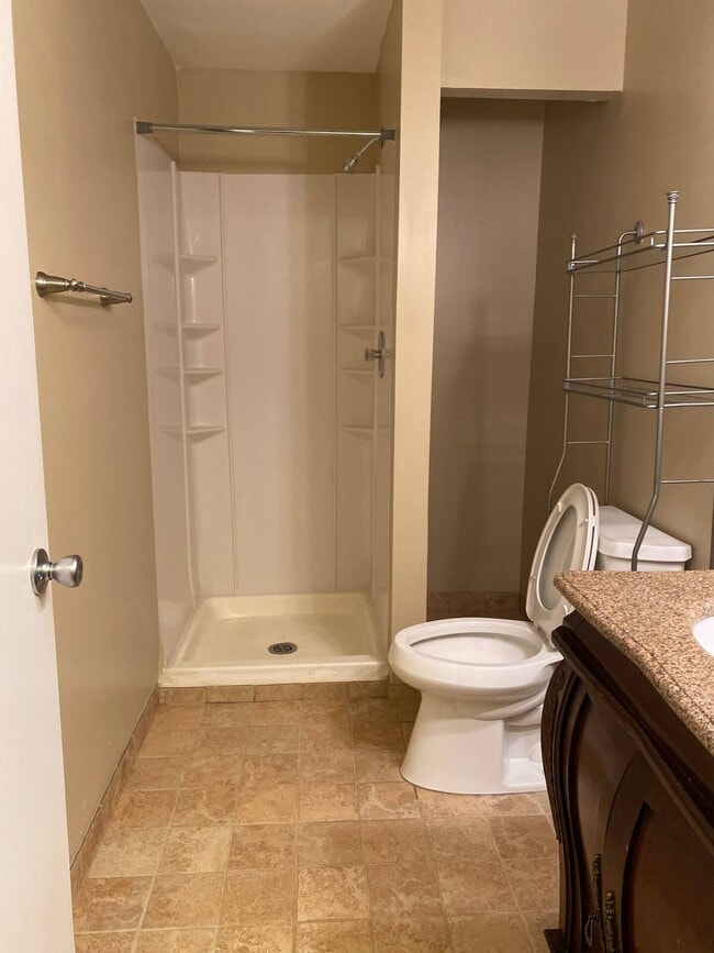 Photo - 5819 Waterdale Ct