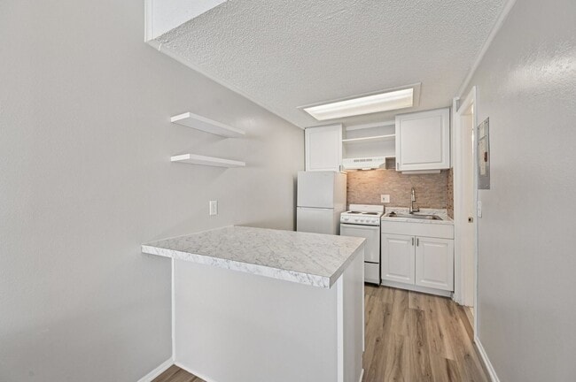 Clubside Apartment Homes