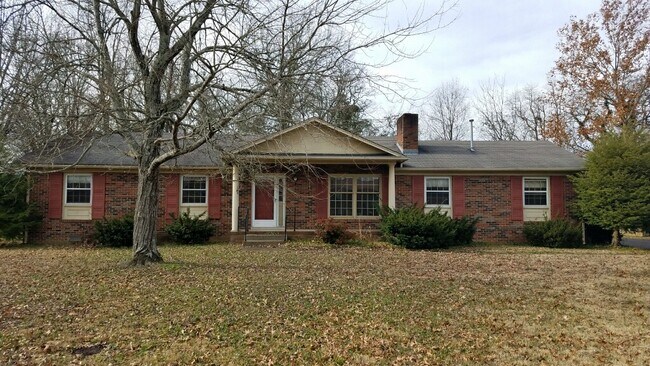 Building Photo - 1511 Huntington Dr Rental